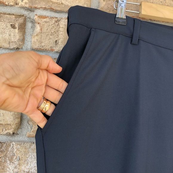 GREGNORMAN Stretchy Moisture Wicking Club House  Golf Midnight Blue Pants W40 - Picture 4 of 16